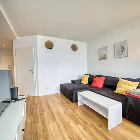 - Haus E, App 0e1305 Appartement